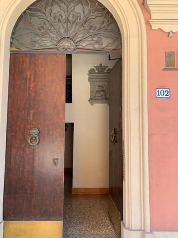 Saragozza Boutique Apartment Bologna Buitenkant foto